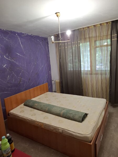 Drumul Taberei, Brasov, Plaza, vanzare 2 camere de renovat, 85000 E.