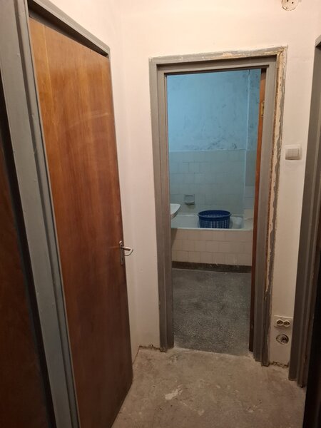 Drumul Taberei, Brasov, Plaza, vanzare 2 camere de renovat, 85000 E.
