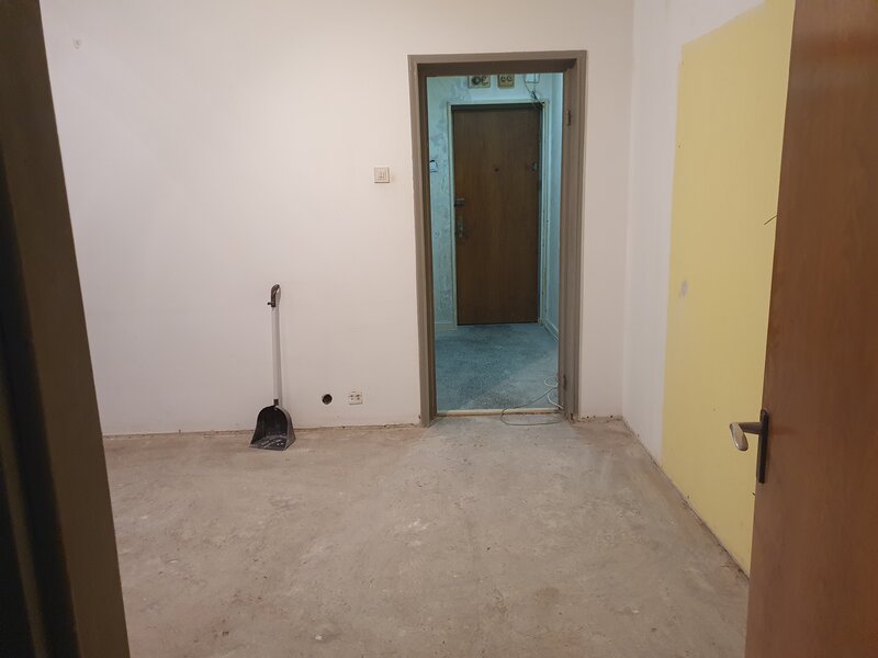 Drumul Taberei, Brasov, Plaza, vanzare 2 camere de renovat, 85000 E.